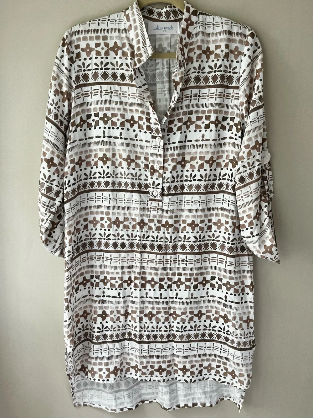 Walker & Wade Tan White and Beige Printed Day Tripper Geo Dress